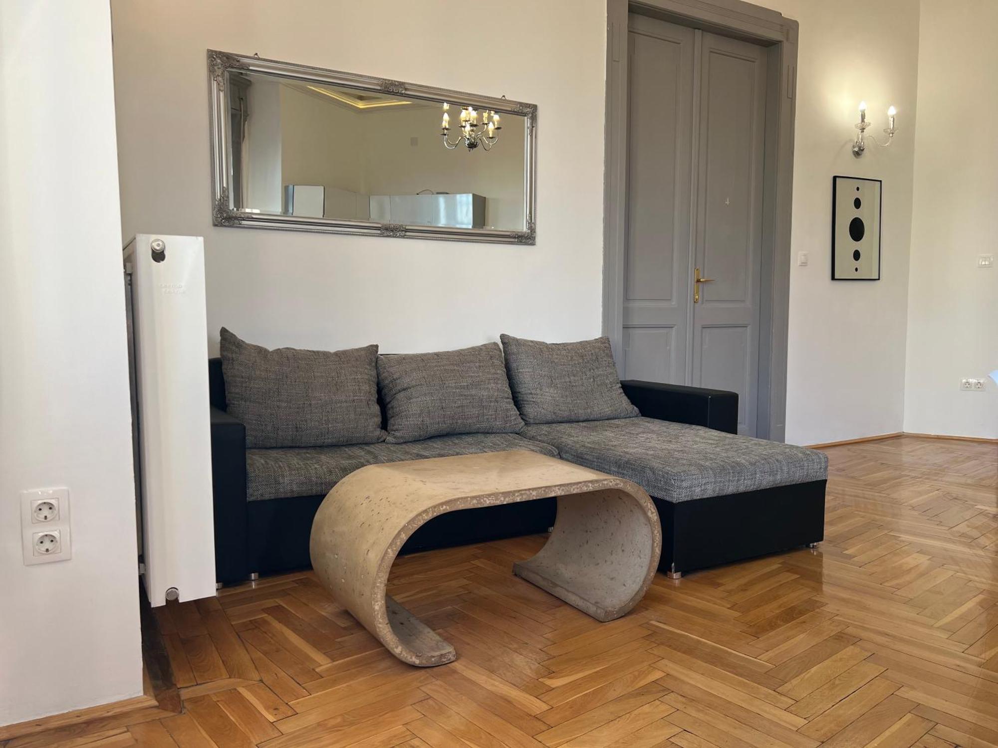 F14 Apartament
